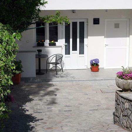 Studio Lea Krk Town Exterior photo