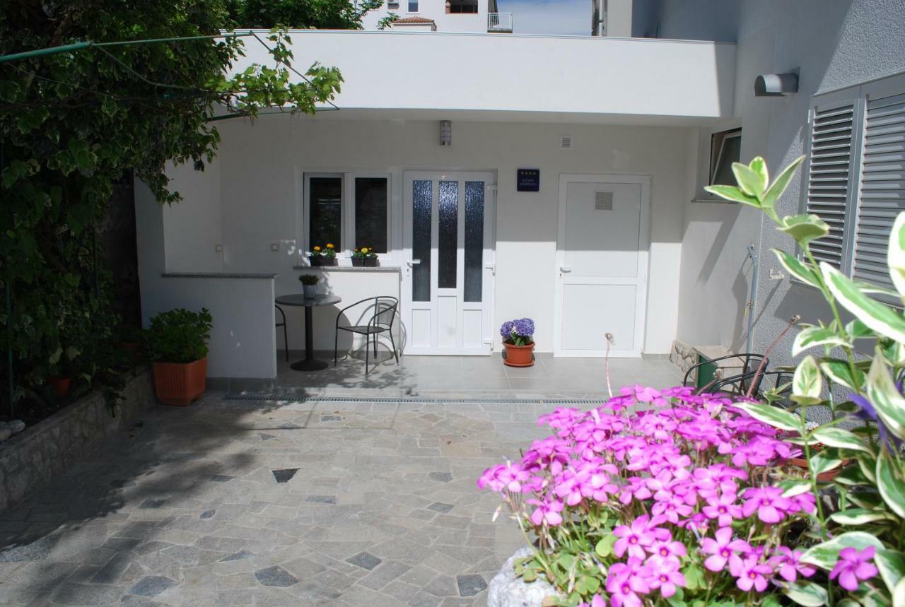 Studio Lea Krk Town Exterior photo